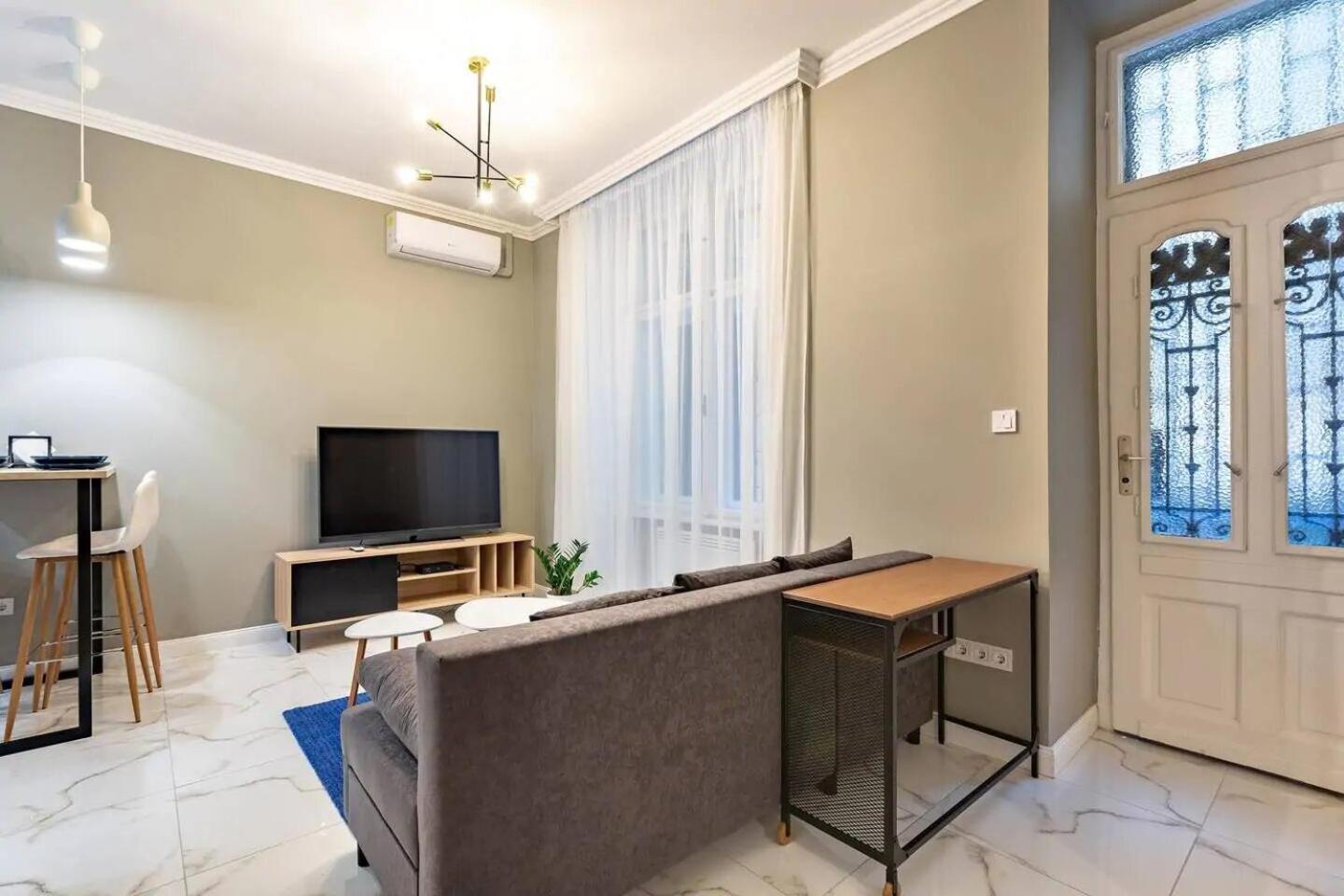Luxurious Apartment In The Heart Of بودابست المظهر الخارجي الصورة